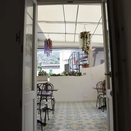 Antico Palmento Couette-café Lipari (Isola Lipari)