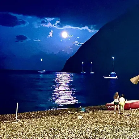 Antico Palmento Oda ve Kahvaltı Lipari (Isola Lipari)