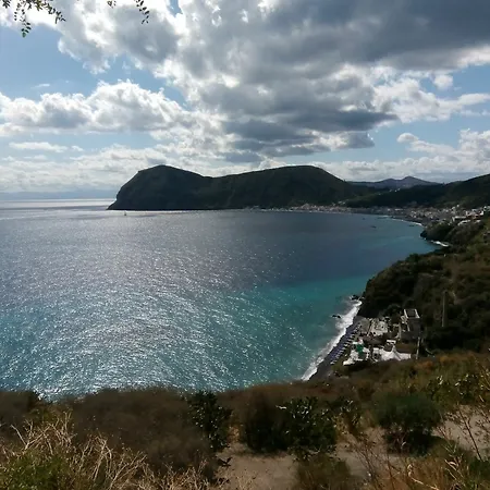 Antico Palmento 3* Lípara